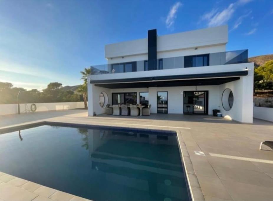 Villa In Финестрат Екстериор снимка