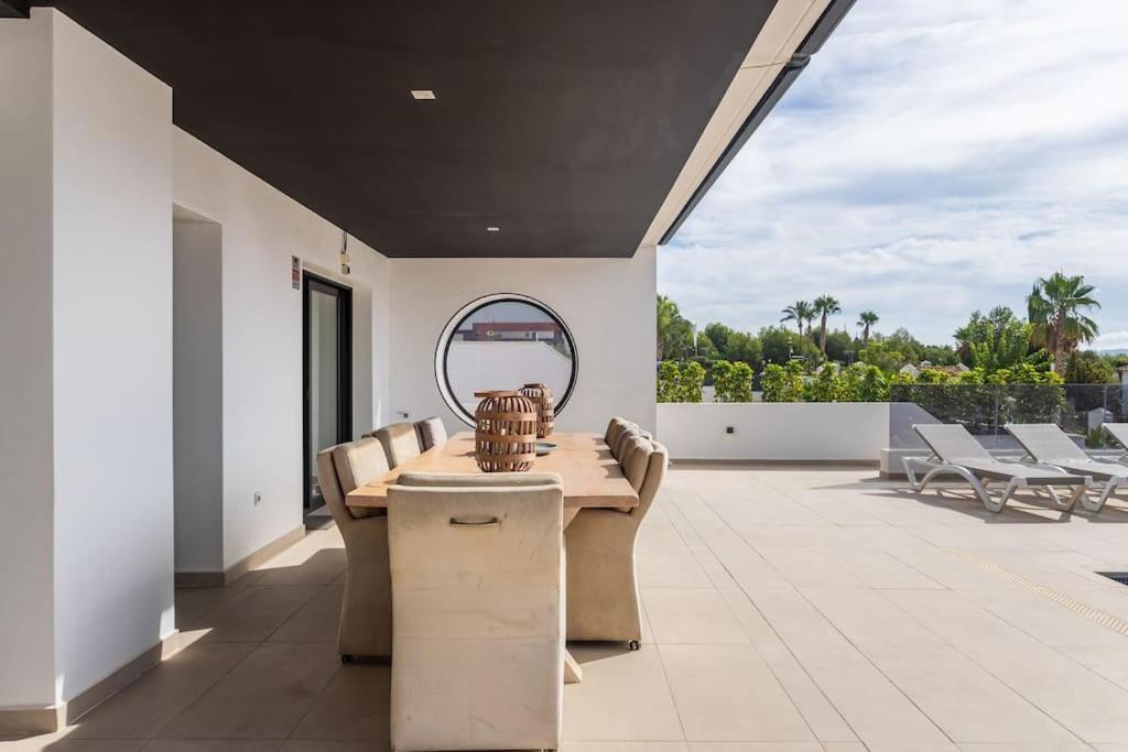 Villa In Финестрат Екстериор снимка